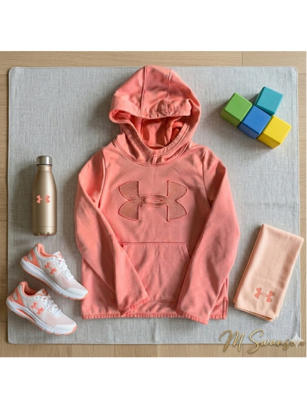 Under Armour Kids Peach Pink Sparkle Logo Hoodie Sweatshirt Size YSM (8) EUC